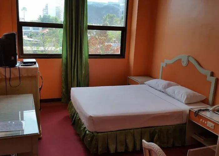 Northwinds 3* Cebu Stadt